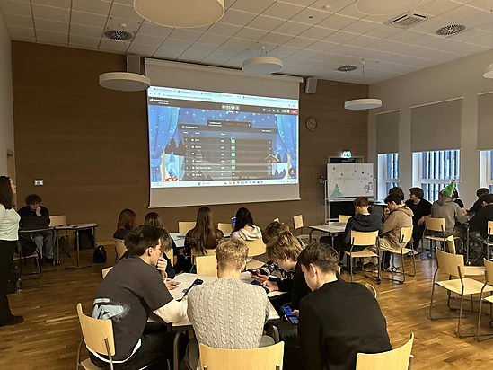 Nodarbība "Medijpratība. Sociālo mediju algoritmi" 